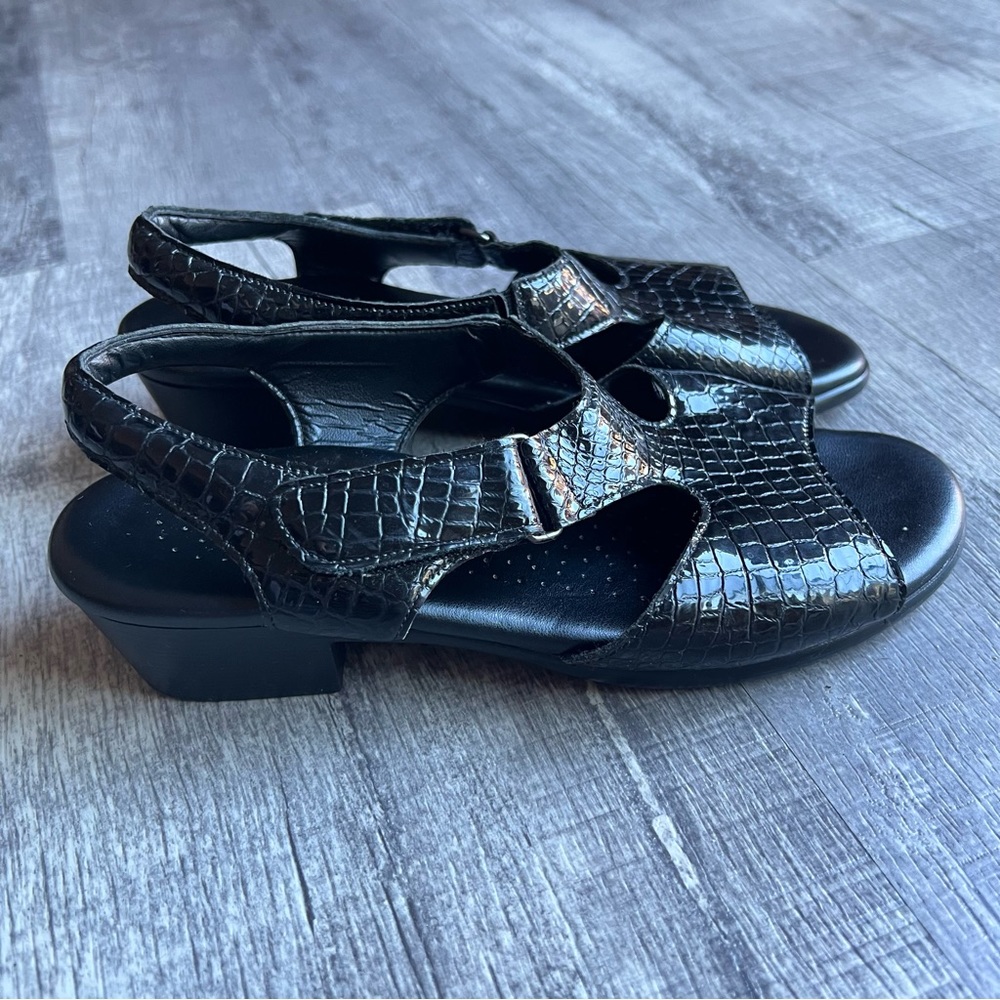 SAS Black Snake Print Leather Open Toe Slingback Sandals Women's Size 6